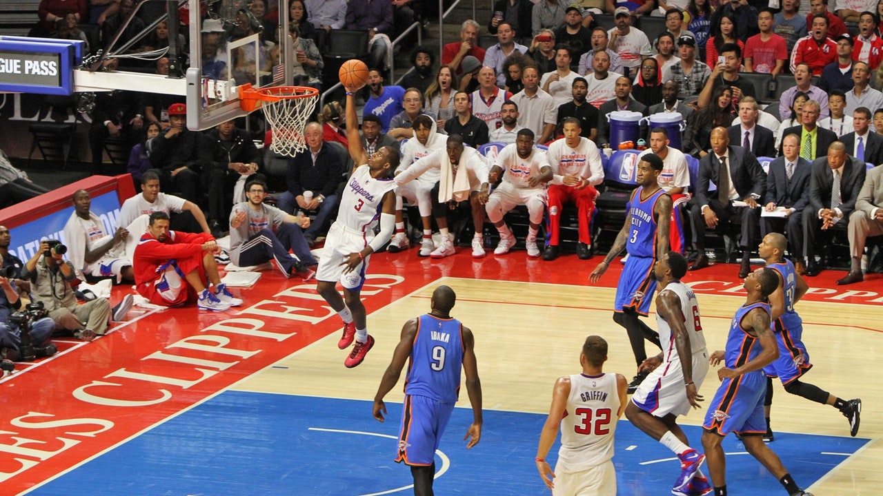 Clippers hold off Thunder 93-90 in opener